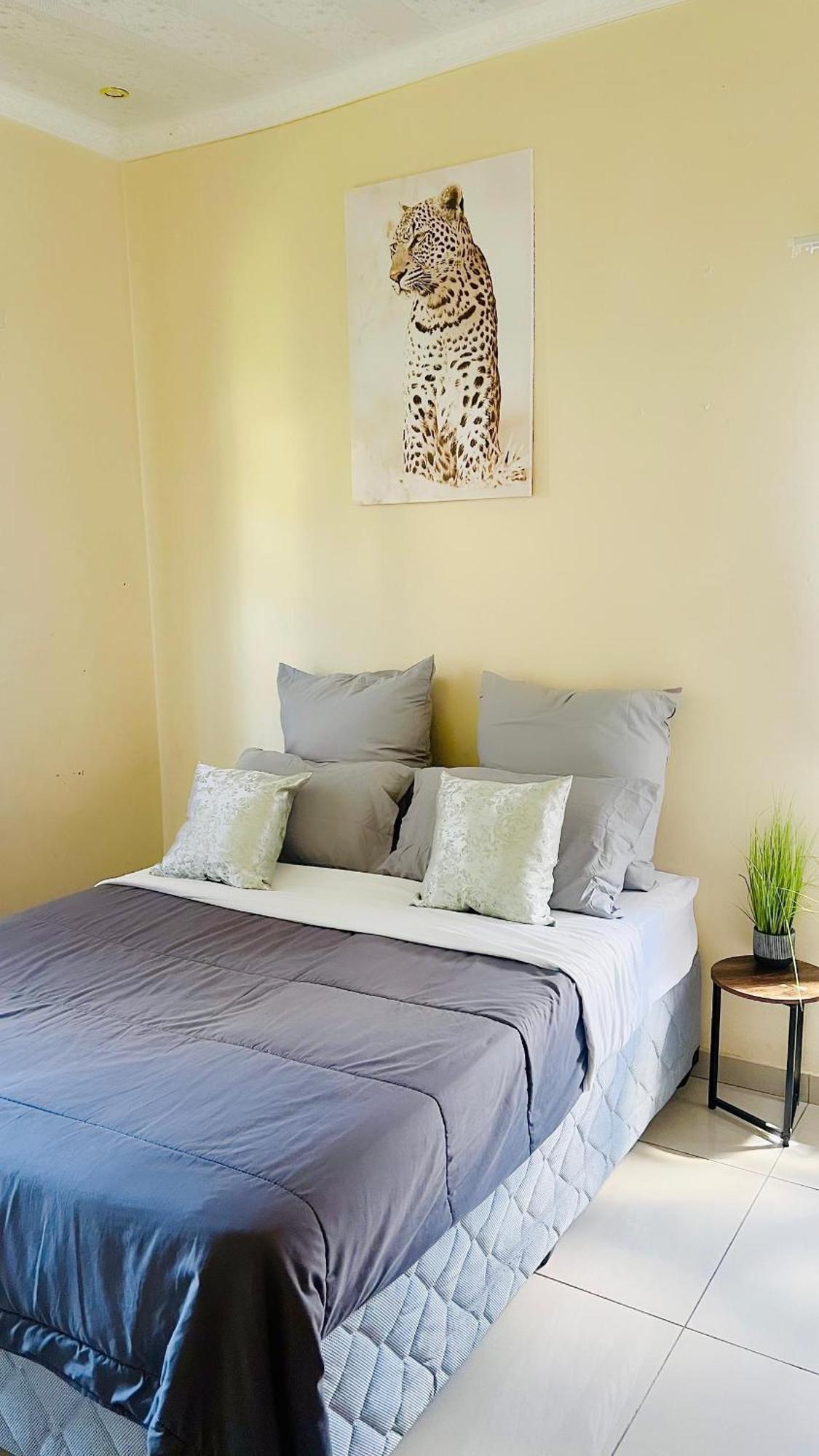 Zakhele Guest House Manzini Extérieur photo